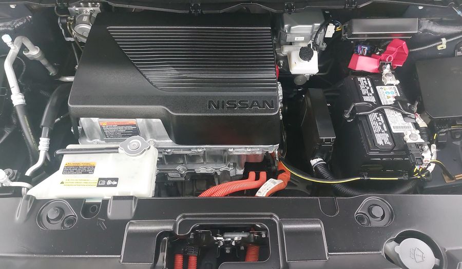 Nissan Leaf BEV 40KWH SL Hatchback 2022