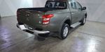 Mitsubishi L200 2.4 GASOLINA GLS DOBLE CABINA 4X2 Pickup 2016