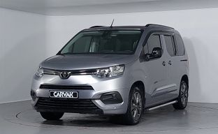 Toyota • Proace City