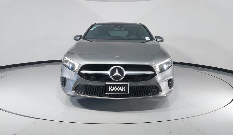Mercedes Benz Clase A 1.3 200 PROGRESSIVE DCT Hatchback 2022