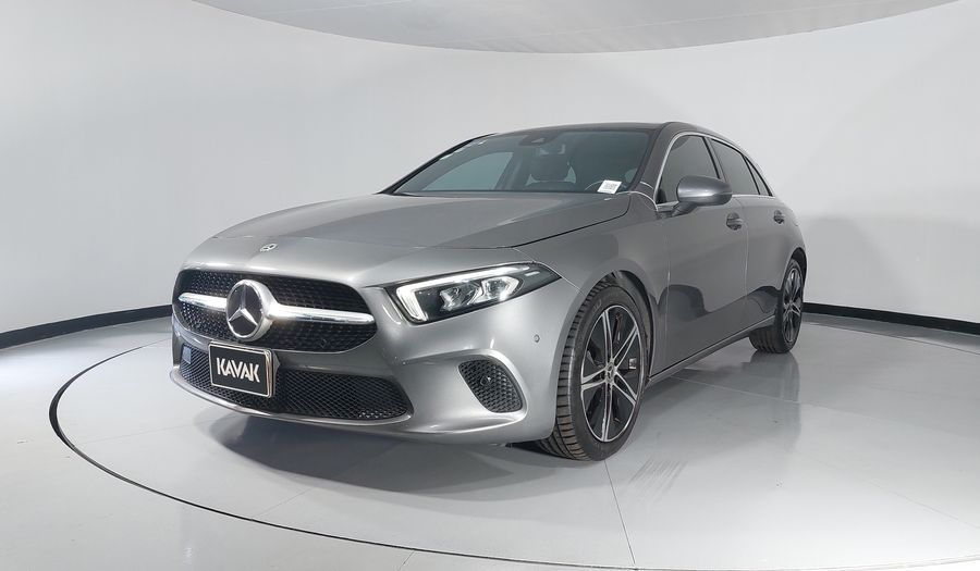 Mercedes Benz Clase A 1.3 200 PROGRESSIVE DCT Hatchback 2022