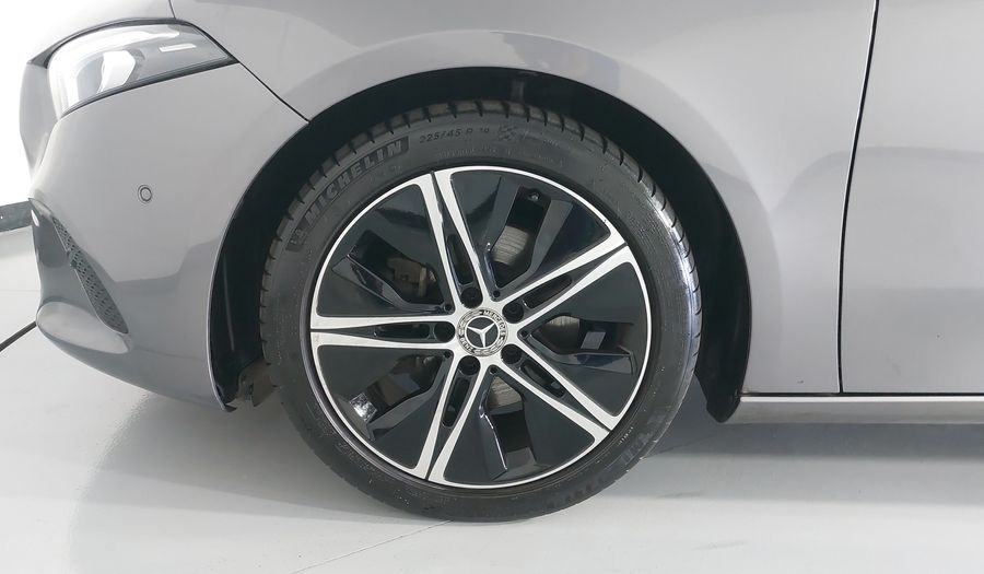Mercedes Benz Clase A 1.3 200 PROGRESSIVE DCT Hatchback 2022