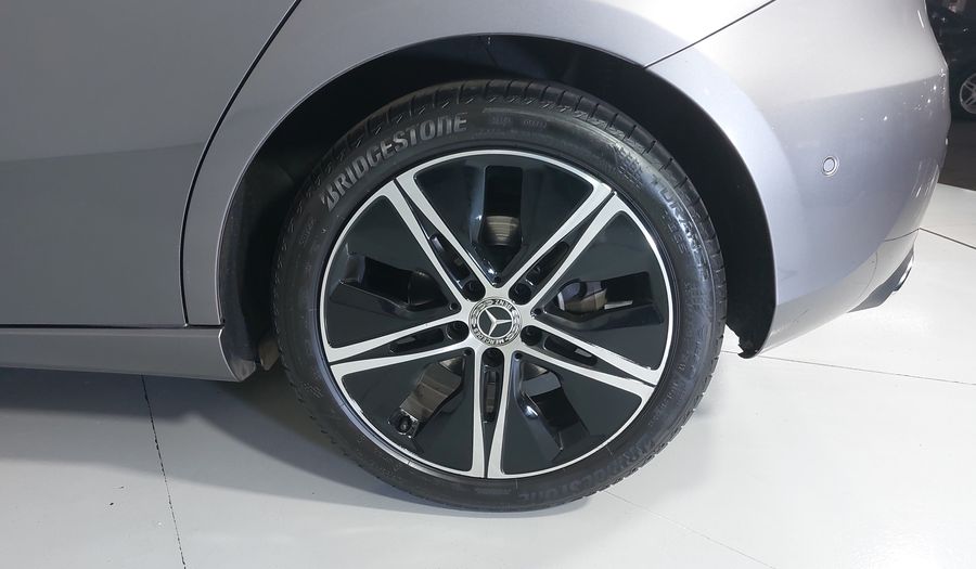 Mercedes Benz Clase A 1.3 200 PROGRESSIVE DCT Hatchback 2022