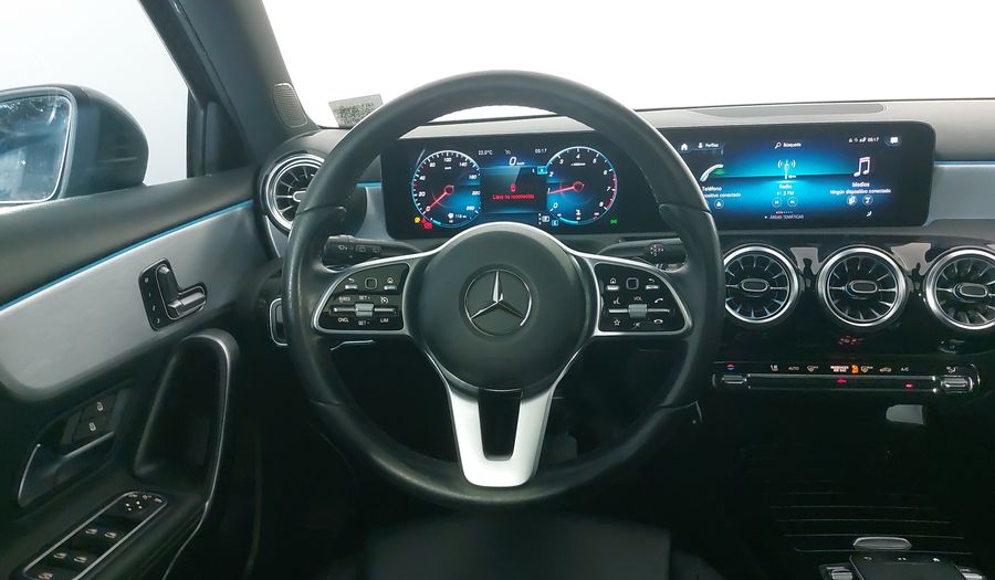 Mercedes Benz Clase A 1.3 200 PROGRESSIVE DCT Hatchback 2022