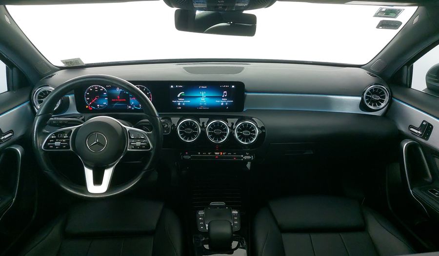 Mercedes Benz Clase A 1.3 200 PROGRESSIVE DCT Hatchback 2022