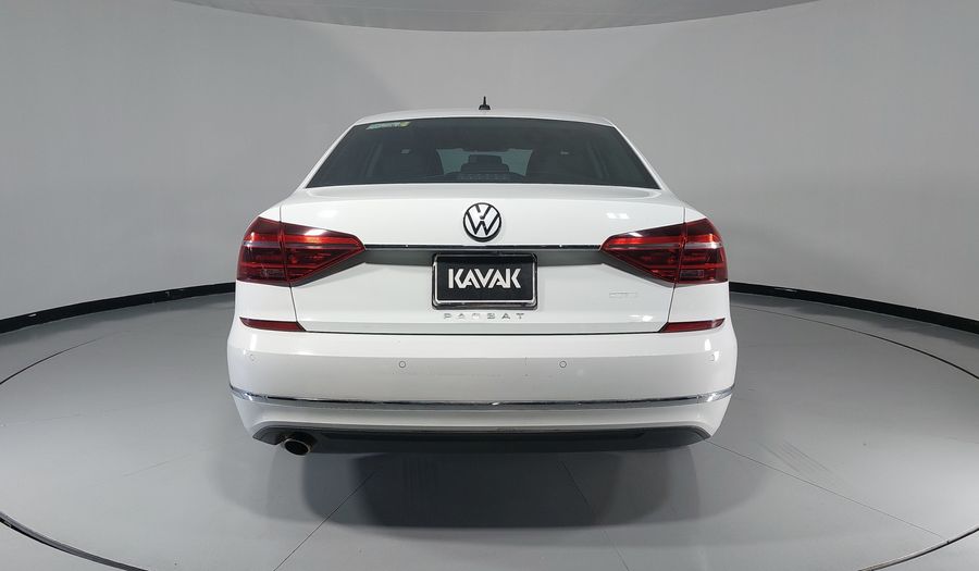 Volkswagen Passat 2.5 HIGHLINE Sedan 2017