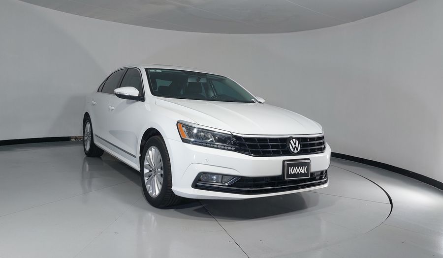 Volkswagen Passat 2.5 HIGHLINE Sedan 2017