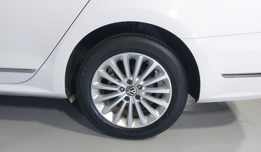 Volkswagen Passat 2.5 HIGHLINE Sedan 2017