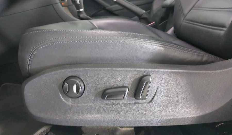 Volkswagen Passat 2.5 HIGHLINE Sedan 2017