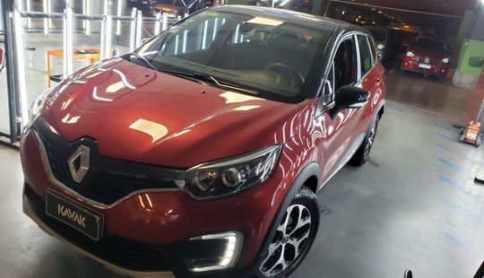 Renault • Captur