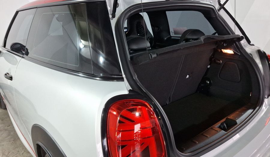 Mini John Cooper Works 2.0 JOHN COOPER WORKS HOT CHILI AUTO Hatchback 2021