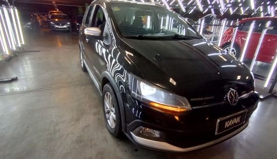 Volkswagen • Suran Cross