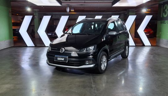 Volkswagen • Suran Cross
