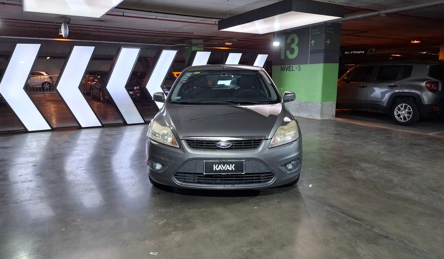 Ford Focus Ii 1.6 TREND Hatchback 2011