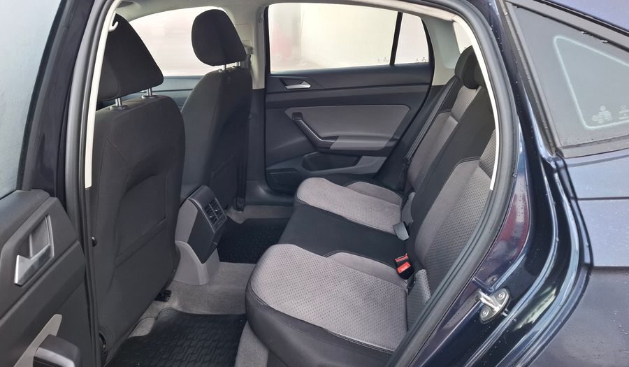 Volkswagen Virtus 1.6 MSI HIGHLINE AUTO Sedan 2018