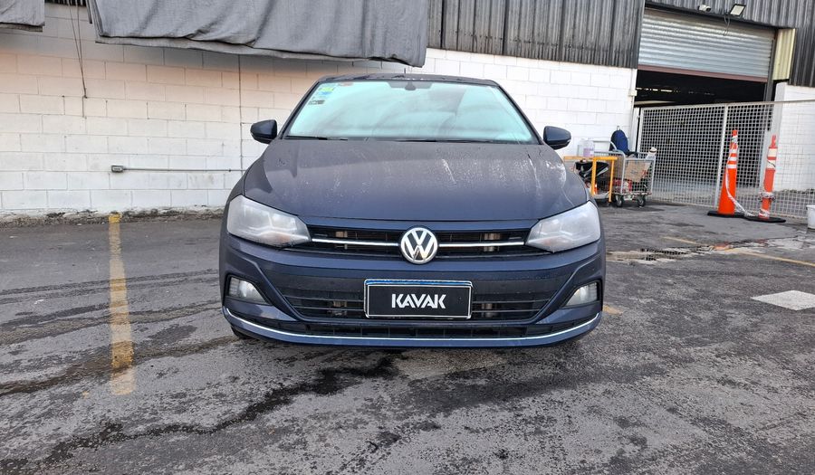 Volkswagen Virtus 1.6 MSI HIGHLINE AUTO Sedan 2018
