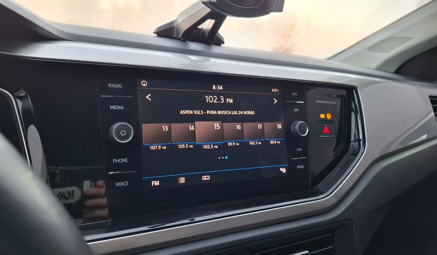 Volkswagen Virtus 1.6 MSI HIGHLINE AUTO Sedan 2018