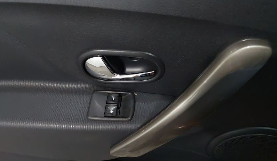 Renault Stepway 1.6 INTENS MT Hatchback 2018
