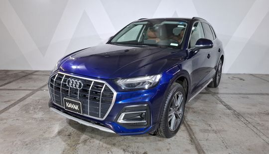 Audi • Q5