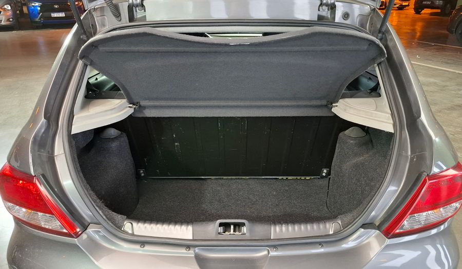 Volkswagen Gol Trend 1.6 PACK I Hatchback 2012