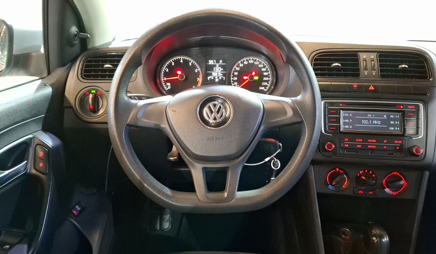 Volkswagen Vento 1.6 ACTIVE TIPTRONIC Sedan 2015