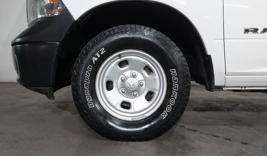 Ram 1500 5.7 CREW CAB SLT TRABAJO 4X4 V8 8 AUTO Pickup 2021