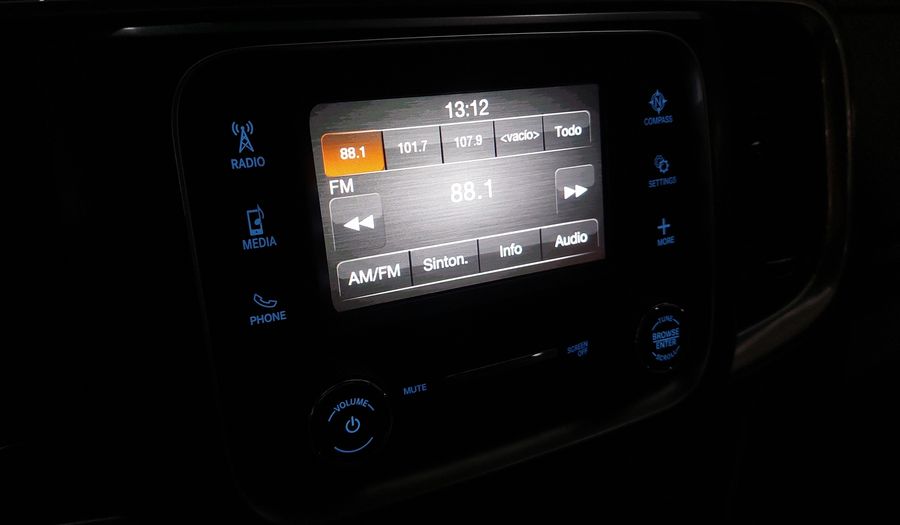 Ram 1500 5.7 CREW CAB SLT TRABAJO 4X4 V8 8 AUTO Pickup 2021