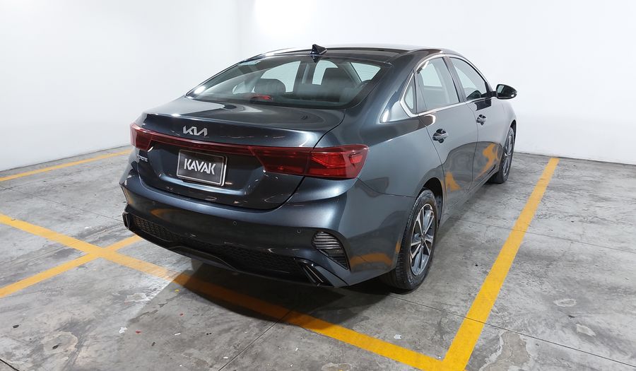 Kia Forte 2.0 EX IVT Sedan 2023