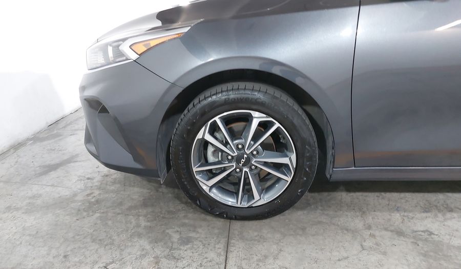 Kia Forte 2.0 EX IVT Sedan 2023
