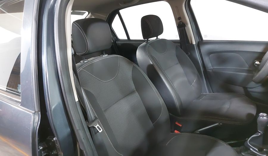 Renault Logan 1.6 INTENS AT Sedan 2018