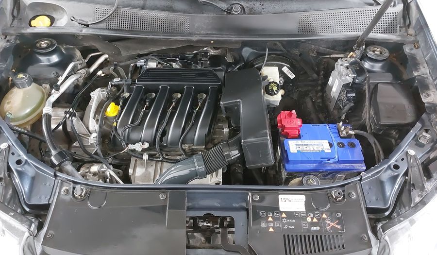Renault Logan 1.6 INTENS AT Sedan 2018