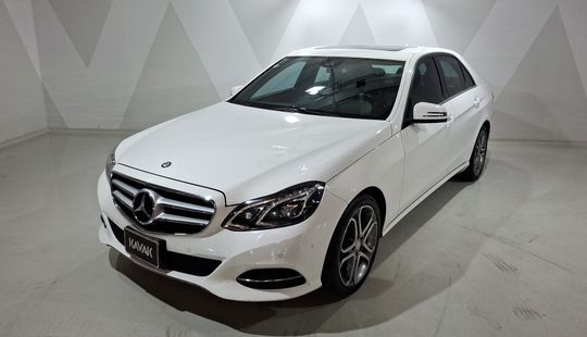 Mercedes Benz • Clase E