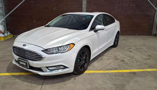 Ford • Fusion