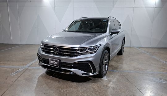 Volkswagen • Tiguan