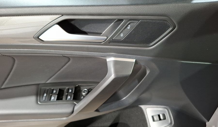 Volkswagen Tiguan 1.4 R-LINE DCT Suv 2024