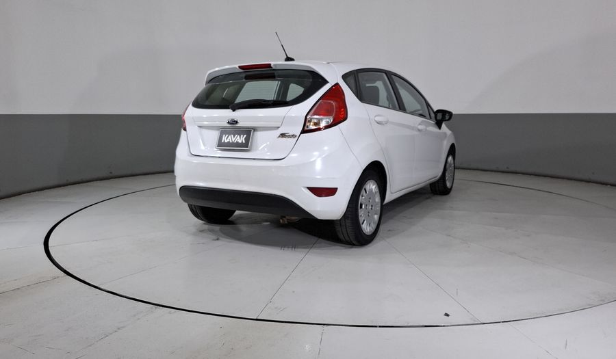 Ford Fiesta 1.6 S MT Hatchback 2015