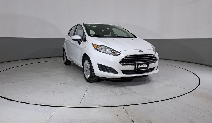Ford Fiesta 1.6 S MT Hatchback 2015