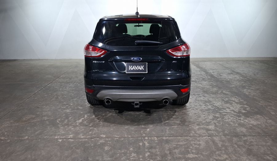 Ford Escape 2.5 SE I4 AT Suv 2013