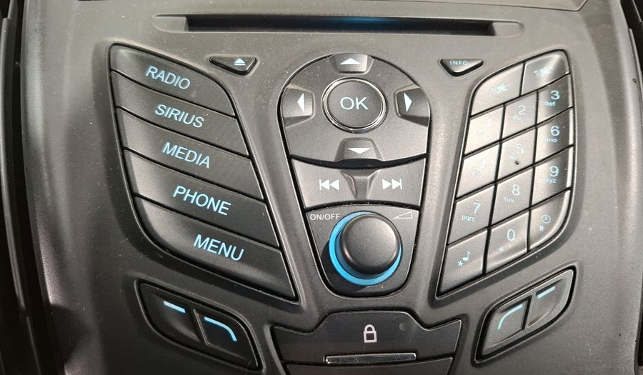 Ford Escape 2.5 SE I4 AT Suv 2013