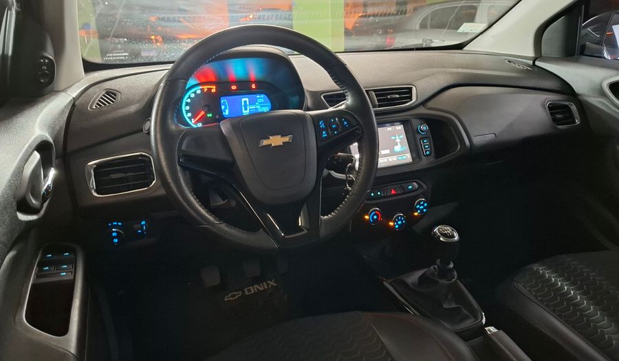 Chevrolet Onix 1.4 LTZ Hatchback 2018