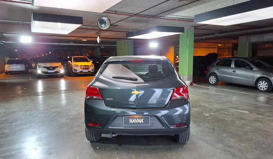 Chevrolet Onix 1.4 LTZ Hatchback 2018