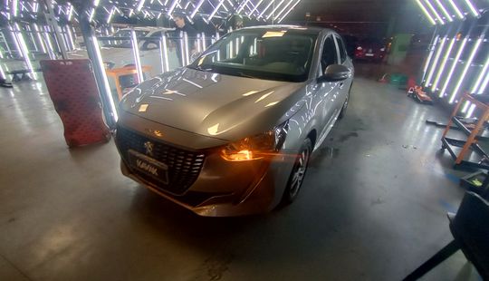Peugeot • 208