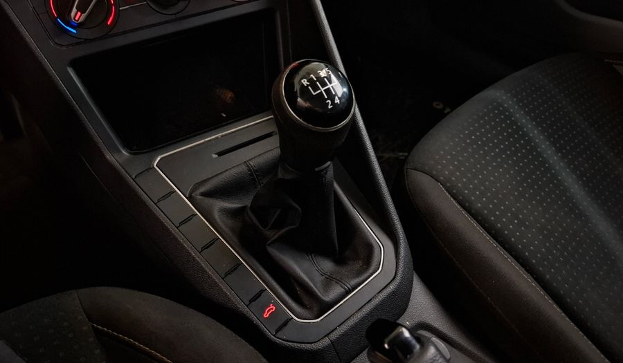 Volkswagen Polo 1.6 MSI COMFORTLINE Hatchback 2019