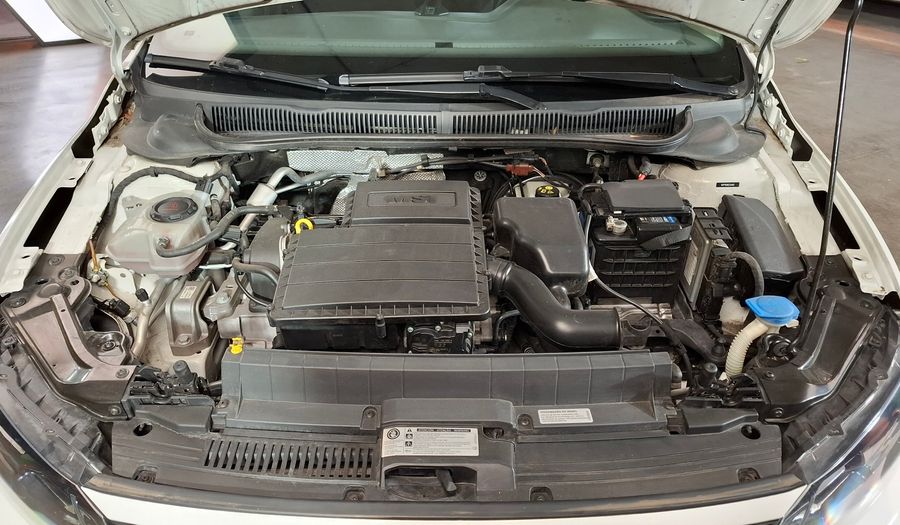 Volkswagen Polo 1.6 MSI COMFORTLINE Hatchback 2019