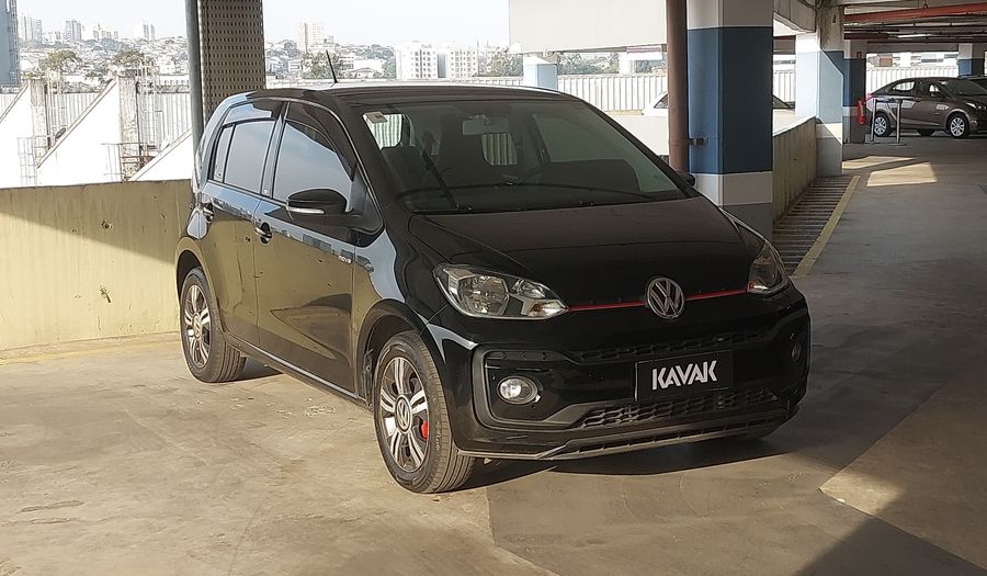 Volkswagen Up CROSS TSI TOTAL Hatchback 2018