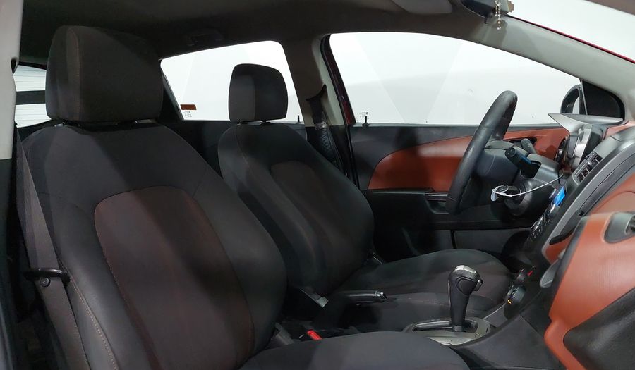 Chevrolet Sonic 1.6 AT K LT Hatchback 2016