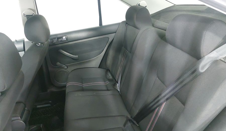 Volkswagen Jetta Clasico 2.0 CL TEAM TIPTRONIC Sedan 2014