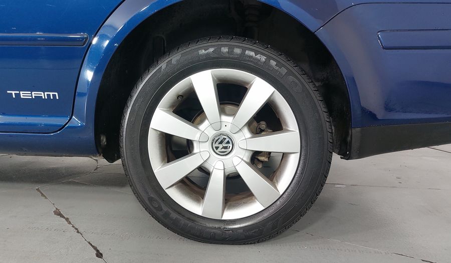Volkswagen Jetta Clasico 2.0 CL TEAM TIPTRONIC Sedan 2014