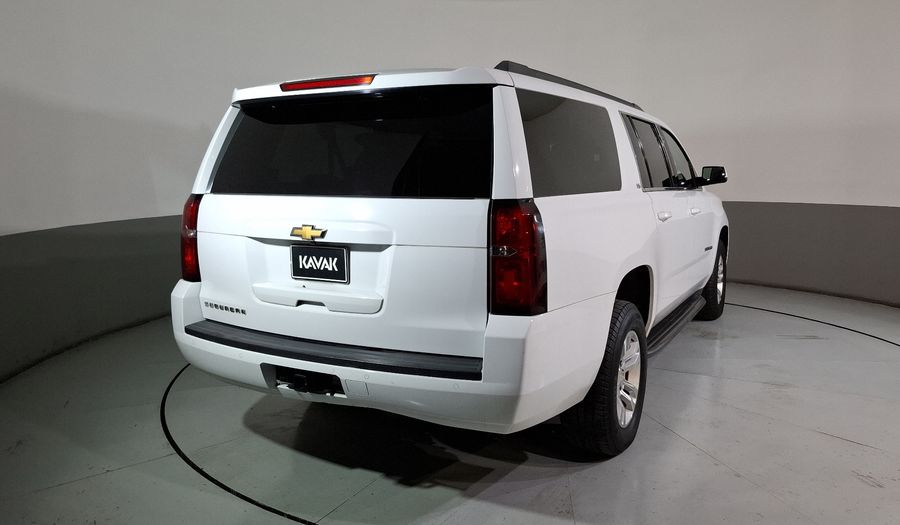 Chevrolet Suburban 5.3 A LS AT Suv 2015