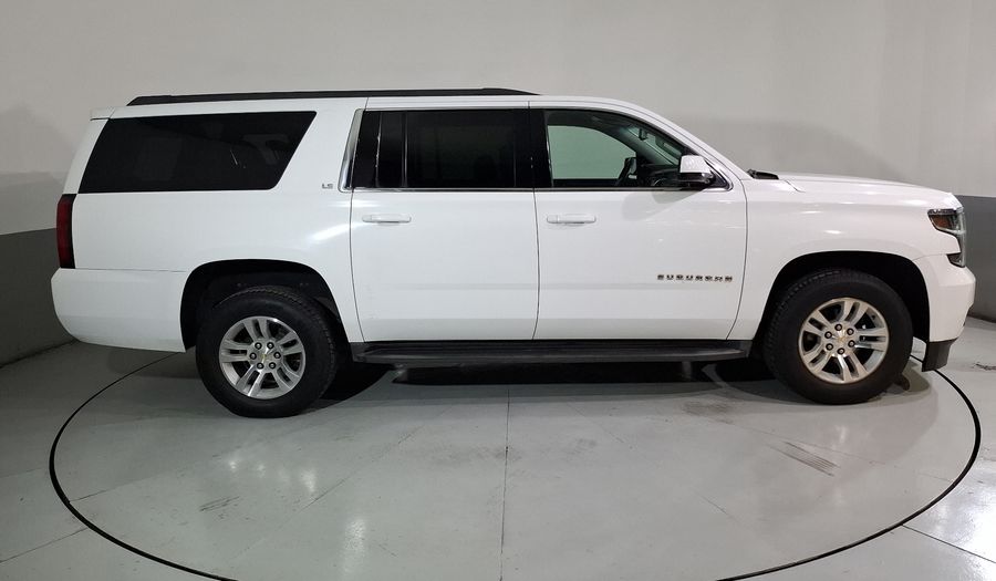Chevrolet Suburban 5.3 A LS AT Suv 2015